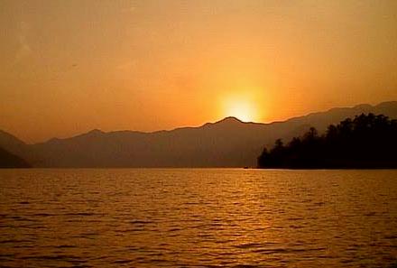 2000.05.09.Sunset.jpg (15620 �o�C�g)
