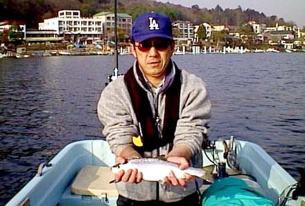 2000.05.26-Honmasu-03.jpg (34676 �o�C�g)