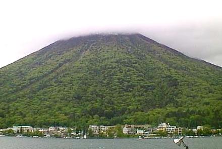 2000.06.09.Mt.Nantai-01.jpg (21925 �o�C�g)