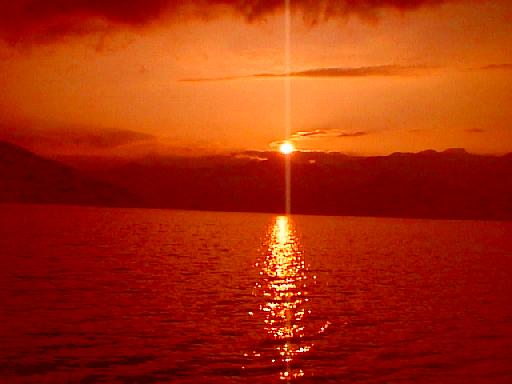 5.19.Sunset.jpg (21272 バイト)
