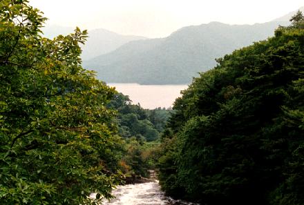 99.9.10.Yutaki-01.jpg (29068 バイト)
