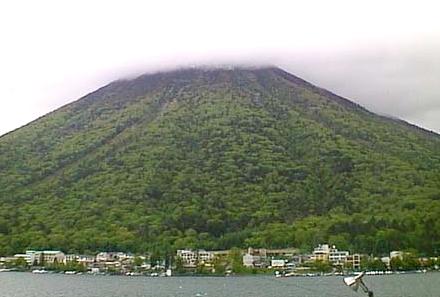 2000.06.09.Mt.Nantai-01.jpg (21925 oCg)